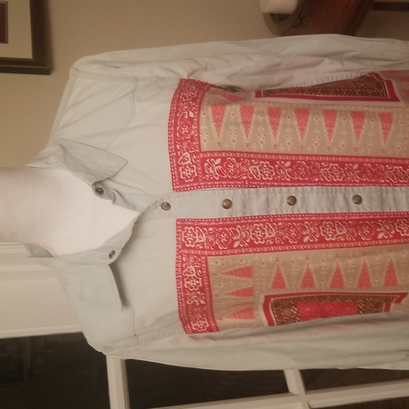 Lucky Brand button down southwest blouse L - Picture 2 of 5